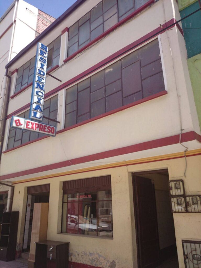 301898718_592577132561553_2461733938985815350_n