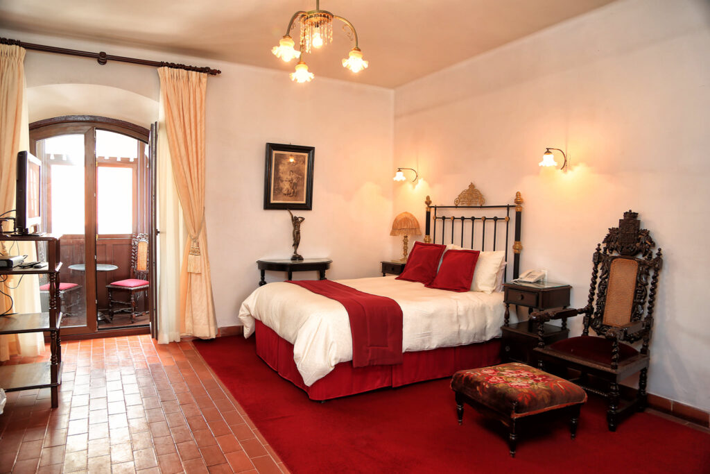 279093105_10158317472111384_5254917265232825045_n