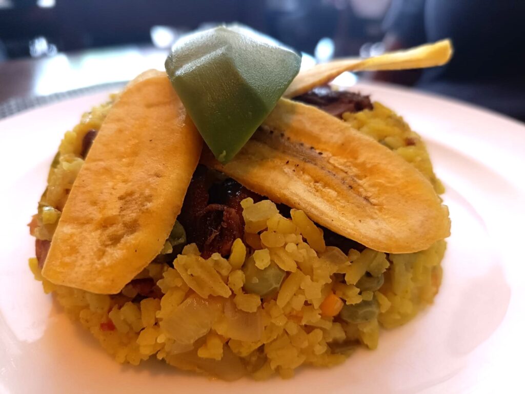 421274583_900886218710372_1002474110583651902_n