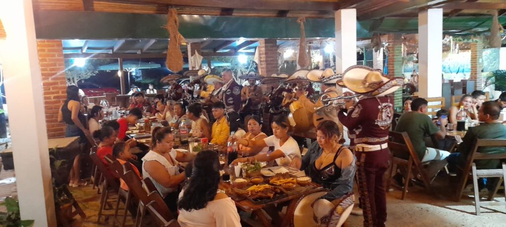 445003950_1208615097176727_6484679440915367314_n