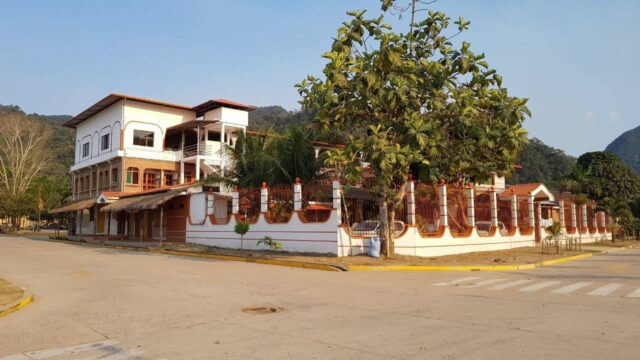 486477676_1194719639324198_3638068434441671800_n