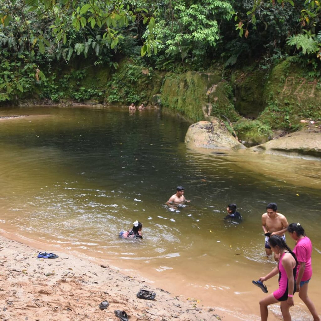 129071884_3942886479057234_582137008592620853_n