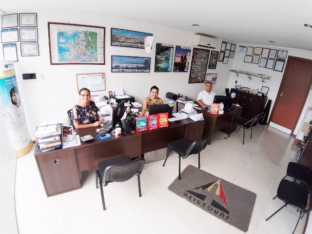 77158145_2838900686141174_5933385474180644864_n