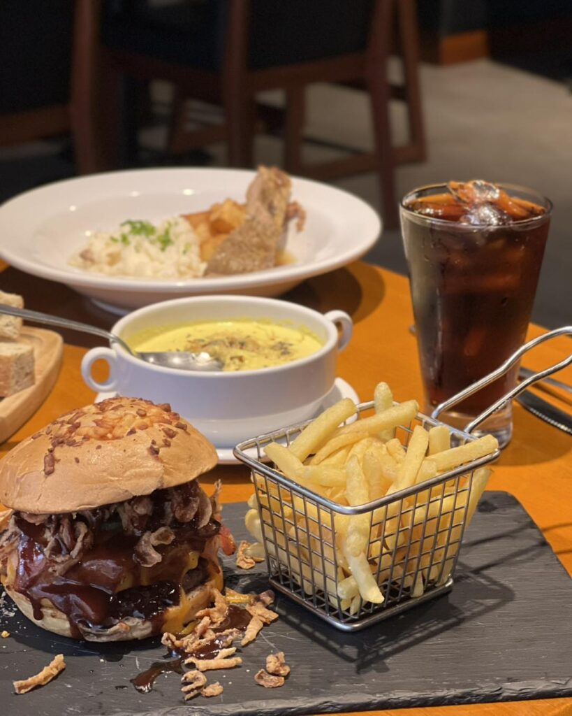 494954419_1224432499687928_204616115090553527_n