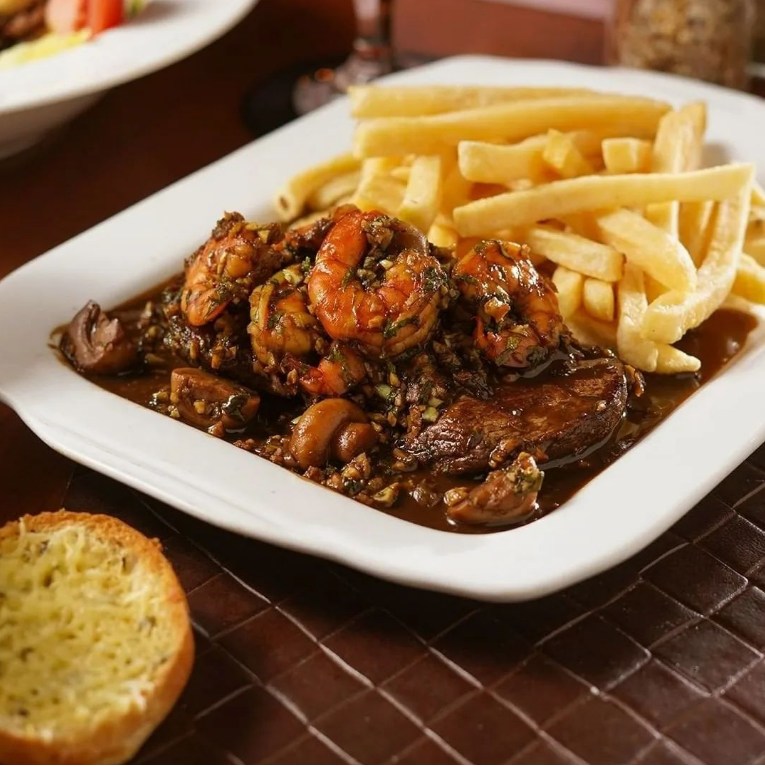 501487601_10238076287554540_7846305767524439556_n