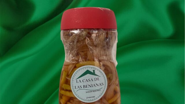 520526744_122213378870323802_6565794365124862881_n