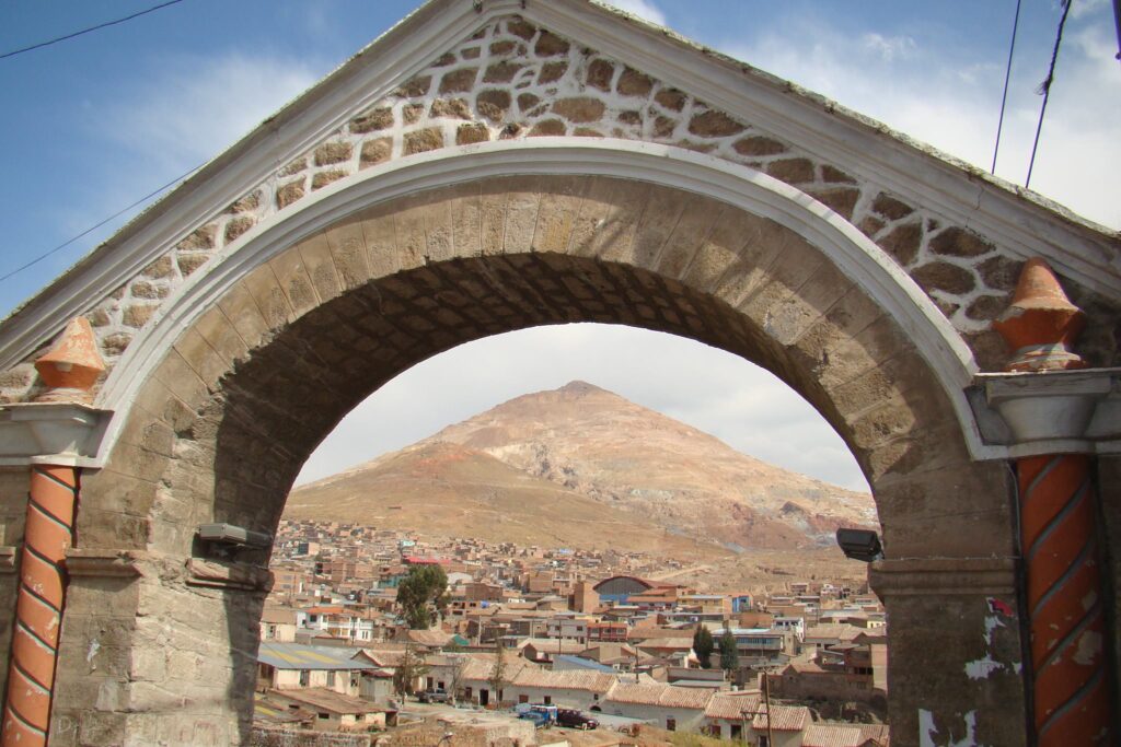 52828019_329516297547798_2914302105390940160_n