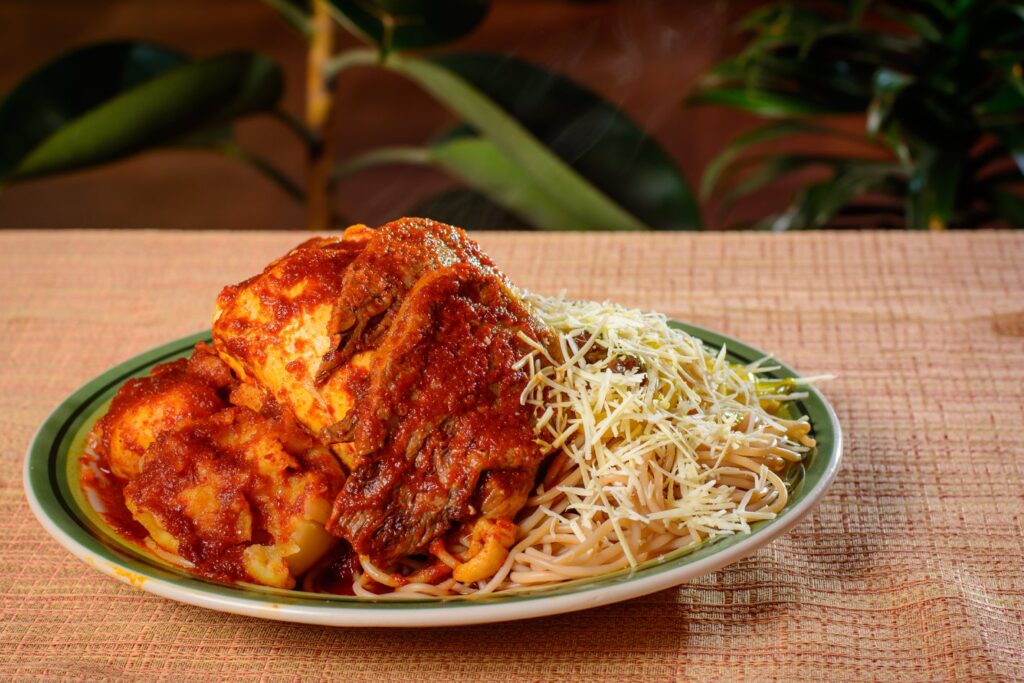 35527318_441701479575151_5848932016115941376_n