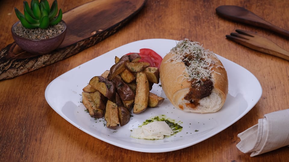 471617095_572189495677329_3634949308219254428_n