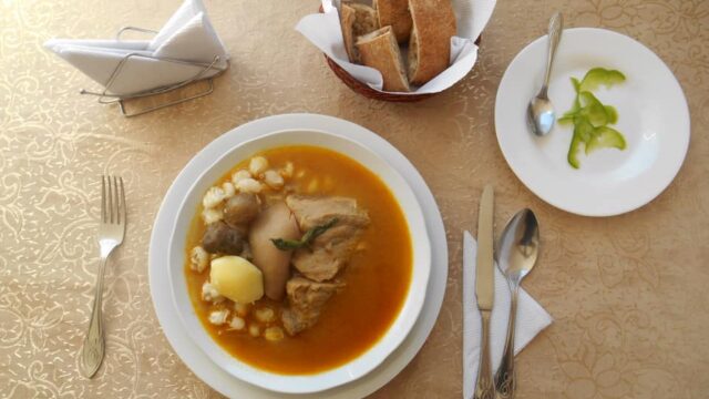 85098853_195764075105046_5118310211655827456_n