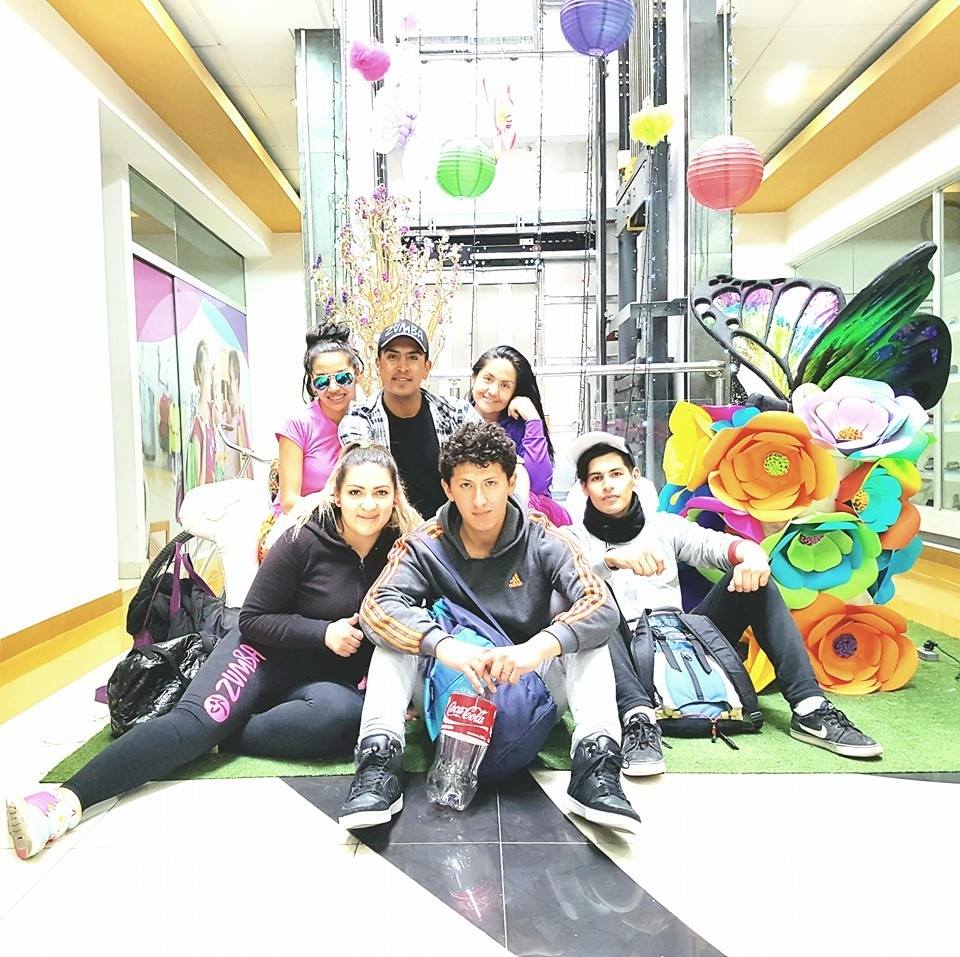 300218692_378255434491202_1972552131403242276_n