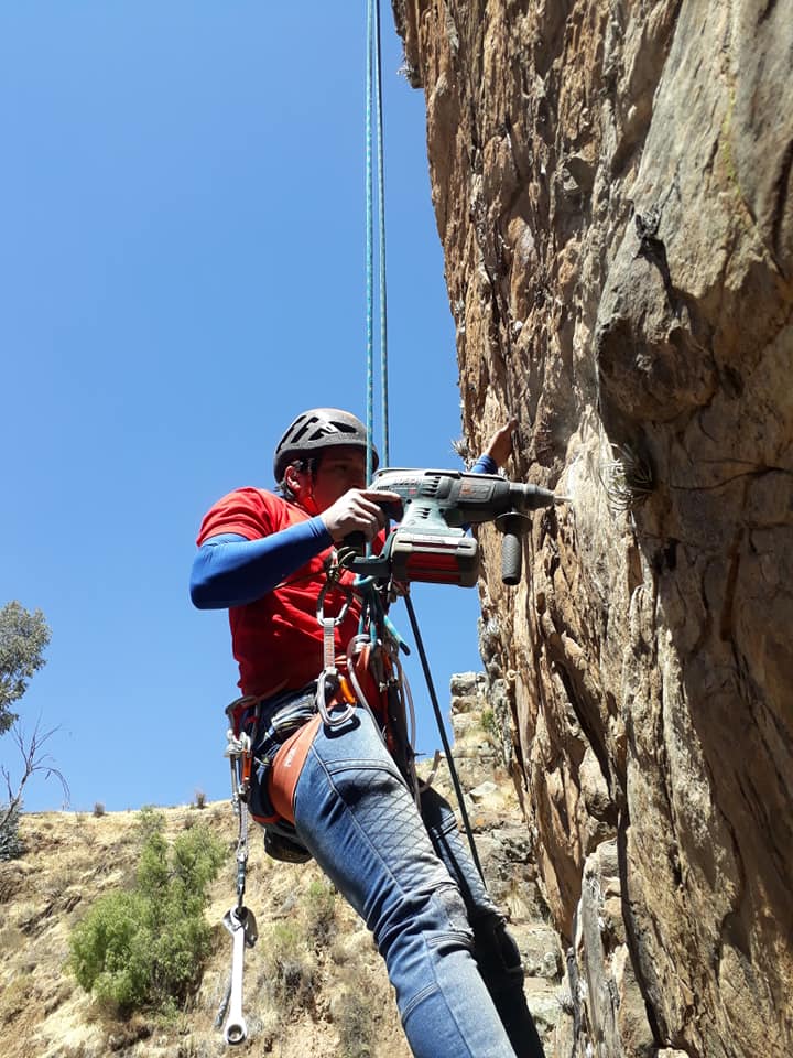 40139755_2245662385662055_3406057181970169856_n