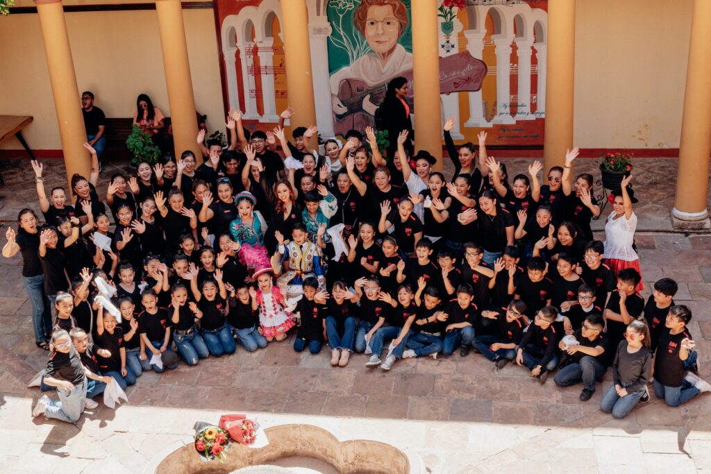 548753263_1374539081347976_114597778250412186_n