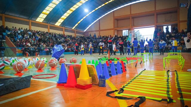 550990296_1384976100297447_3998220027305536030_n