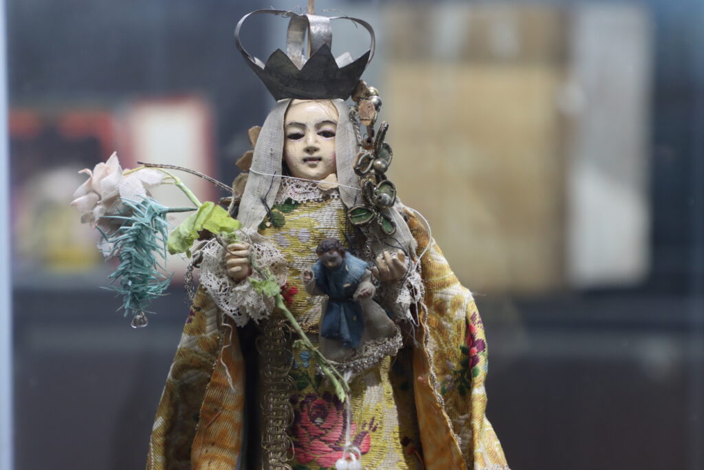 santo-sala-culturas-lago-guaqui