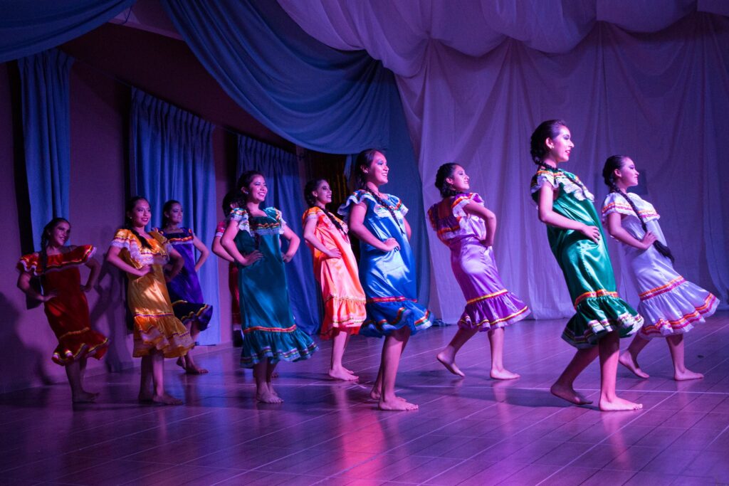 32966758_1645280452188569_6631103452581724160_n