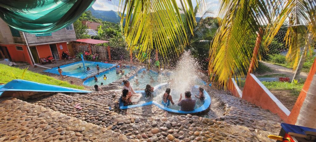 470189231_553783804301739_501532613206669855_n