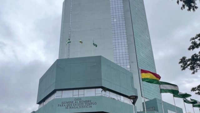 480710787_921400616827702_2867415350923934377_n