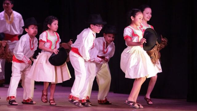 536988323_18094325161727146_2503041540683600632_n