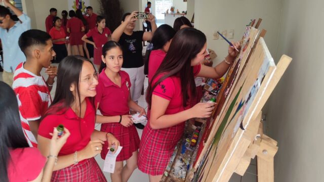 550138956_1228853359239543_6152705541846815303_n