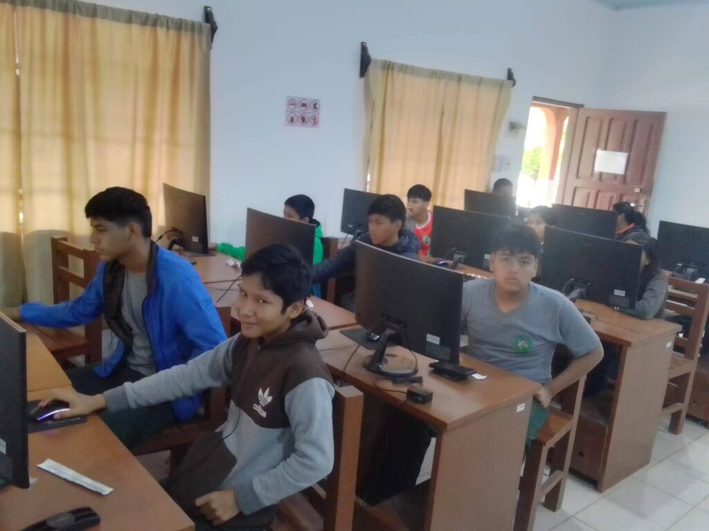 572918347_122200698236295049_7395909566432583813_n