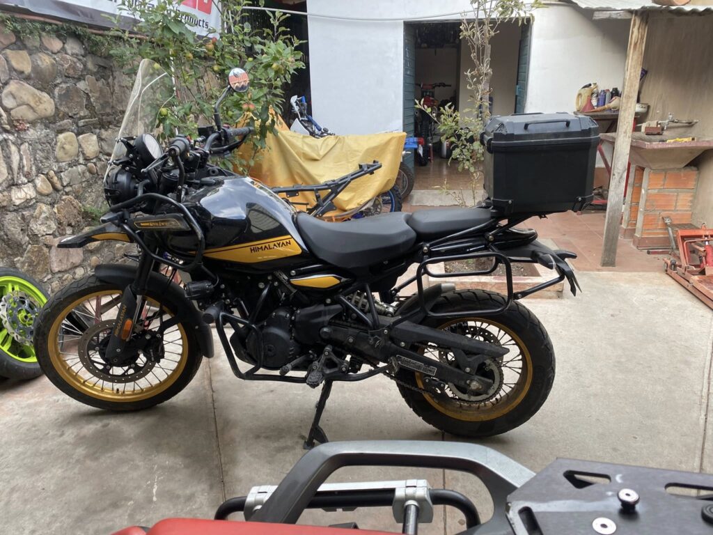 590204745_1325716116019479_4423317785779475692_n