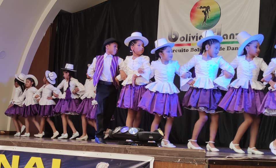 84323503_2217402425230016_986506811970420736_n